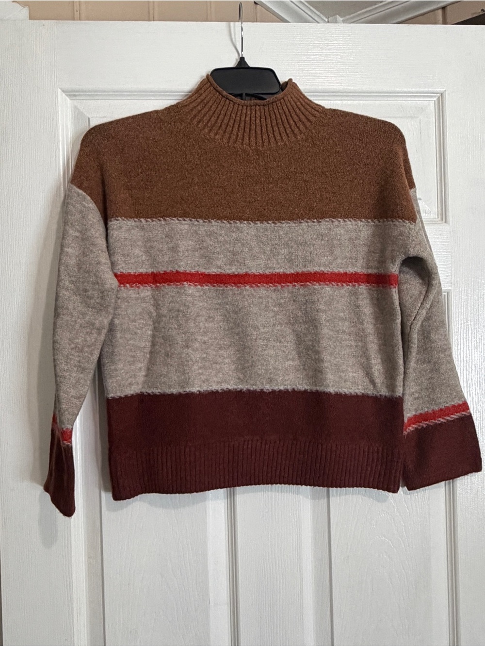 Universal Thread Striped Mock Neck Sweater in Brown, Beige & Red